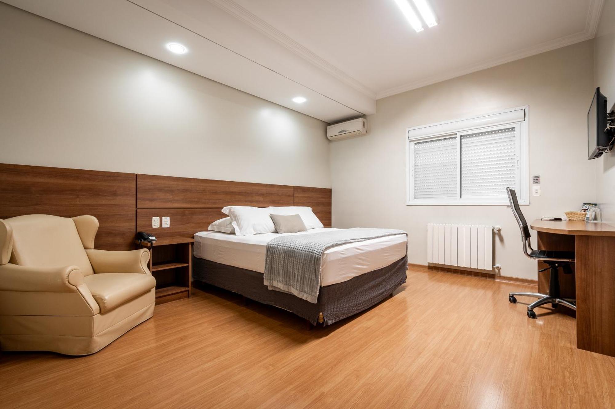 Hotel Kindermann Cacador Екстер'єр фото
