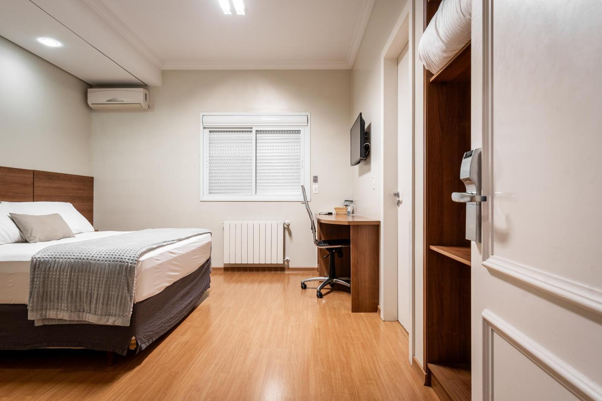 Hotel Kindermann Cacador Екстер'єр фото